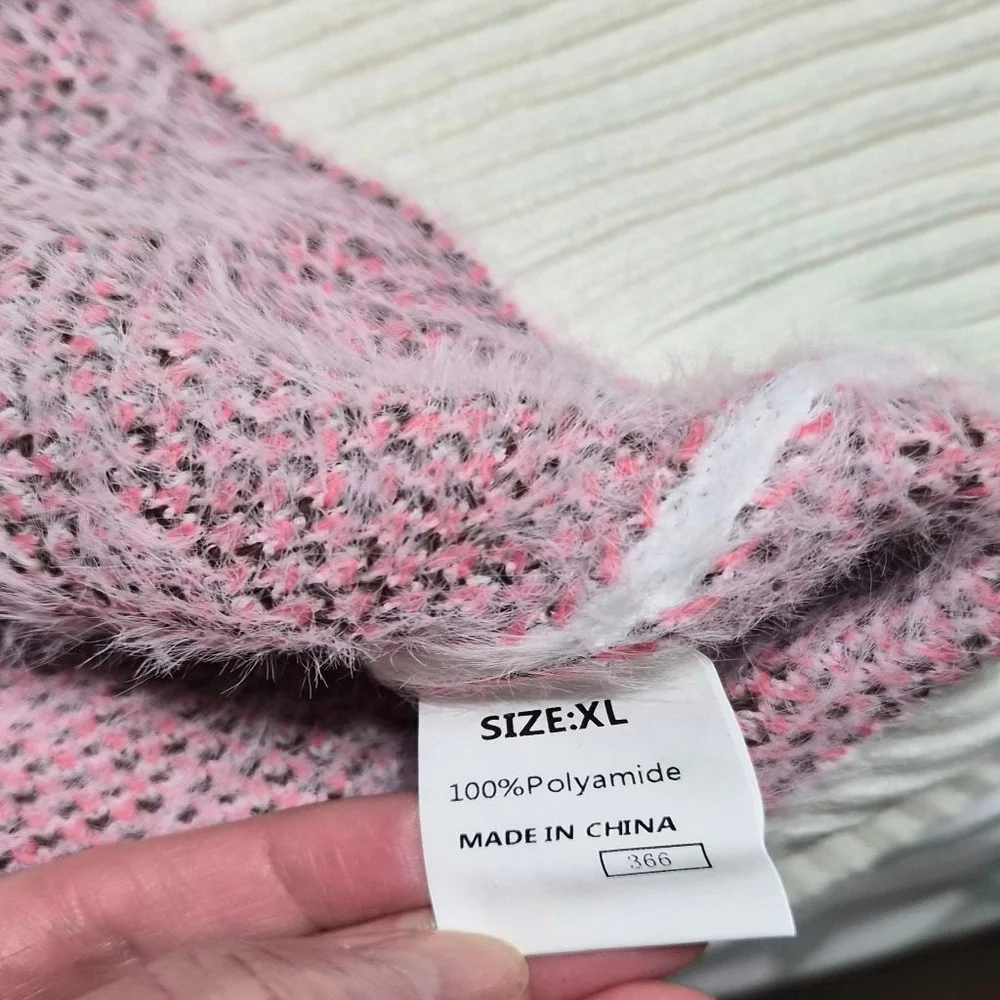 Pink and White Leopard Print Heart Pattern Women's Sweater Size X Large NWOT